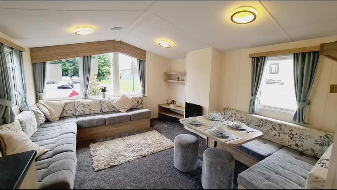 Tunstall View Caravan Holidays At Sand Le Mere Eksteriør billede